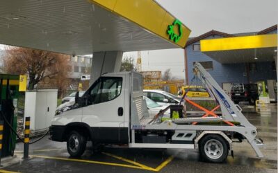 Unterwegs mit dem IVECO eDaily 50C14E mit ROELLI-Absetzkipper RAeco35 ⚡️